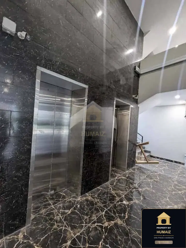 3-Bedroom Luxury Apartment (4 Bath, Suite 13) on Al-Murtaza Commercial For Rent in DHA Phase 8 Karachi — Photograph 8