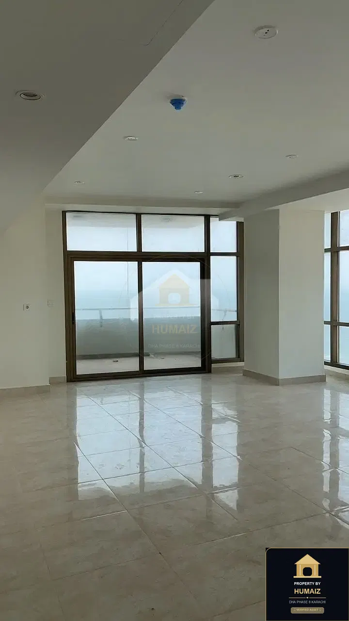 4-Bedroom Luxury Apartment (Sea Facing, 6 Bath, Suite 6) at Pearl Towers For Sale in DHA Phase 8 Karachi — Photograph 5