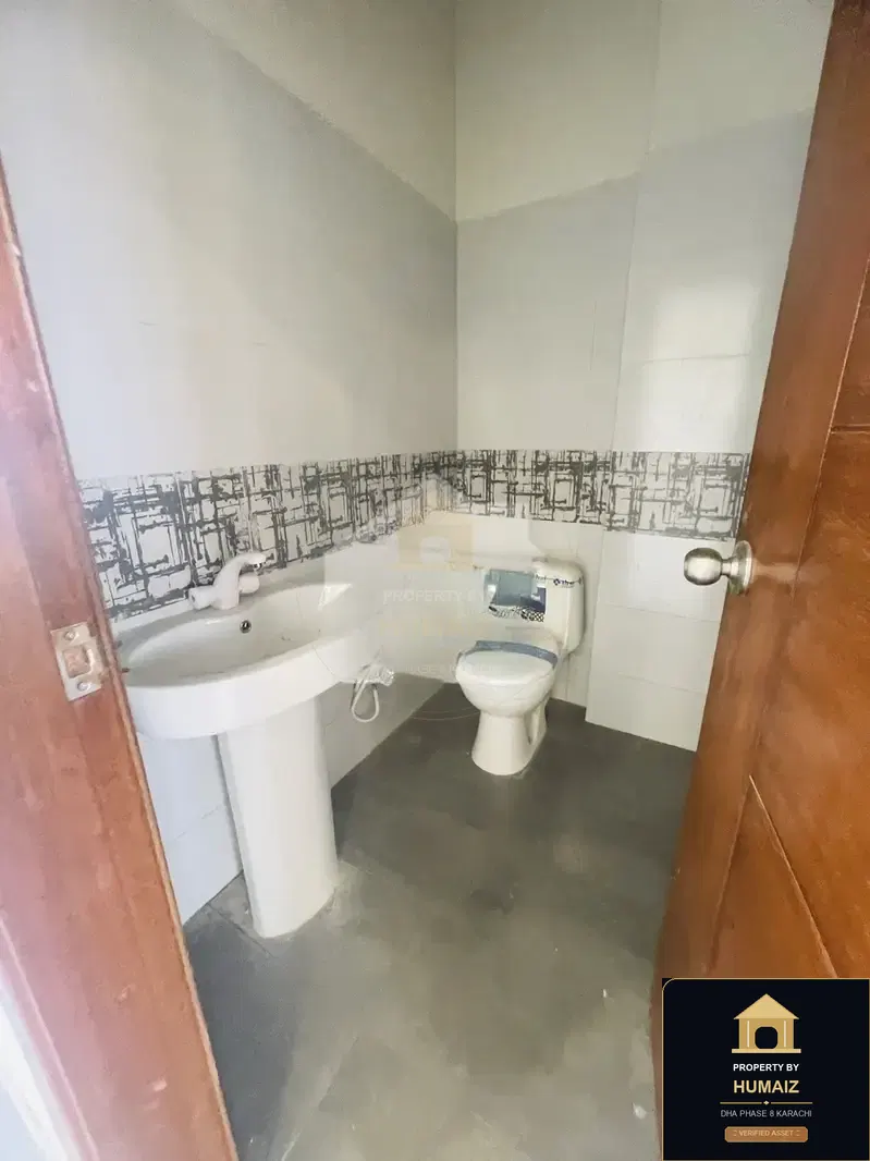 222 Sq. Yd. Corporate Office Space in Khayaban-e-Sahil For Rent in DHA Phase 8 Karachi — Photograph 8