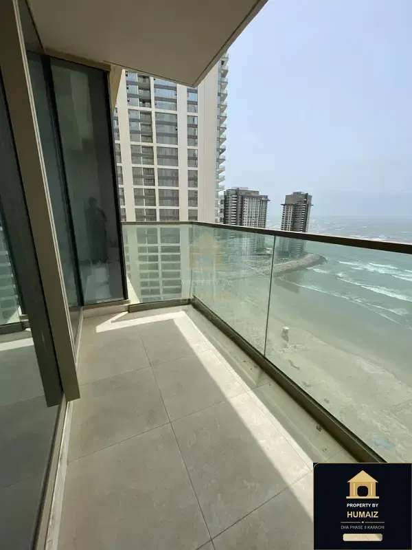 3-Bedroom Luxury Apartment (Brand New, 5 Bath, Suite 1) at The Views For Rent in DHA Phase 8 Karachi — Photograph 7