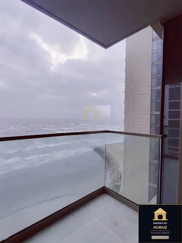 3-Bedroom Luxury Apartment (Boulevard Facing, 5 Bath, Suite 71) at The Views For Sale in DHA Phase 8 Karachi — Photograph 10