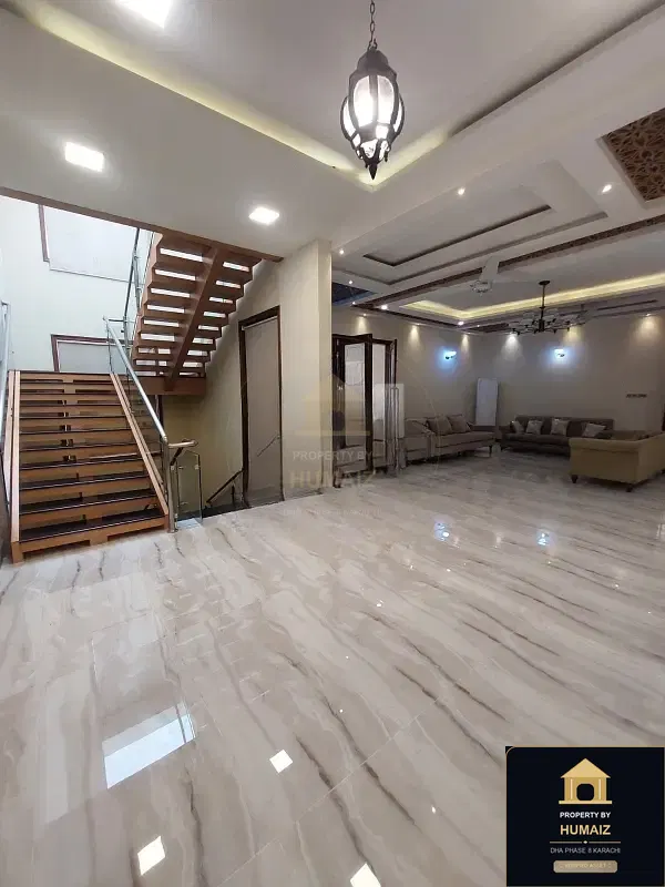 1,000 Sq. Yd. 6-Bedroom Luxury Villa (West Open, 6 Bath, Residence 8) in DHA Phase 8 For Rent in DHA Phase 8 Karachi — Photograph 4