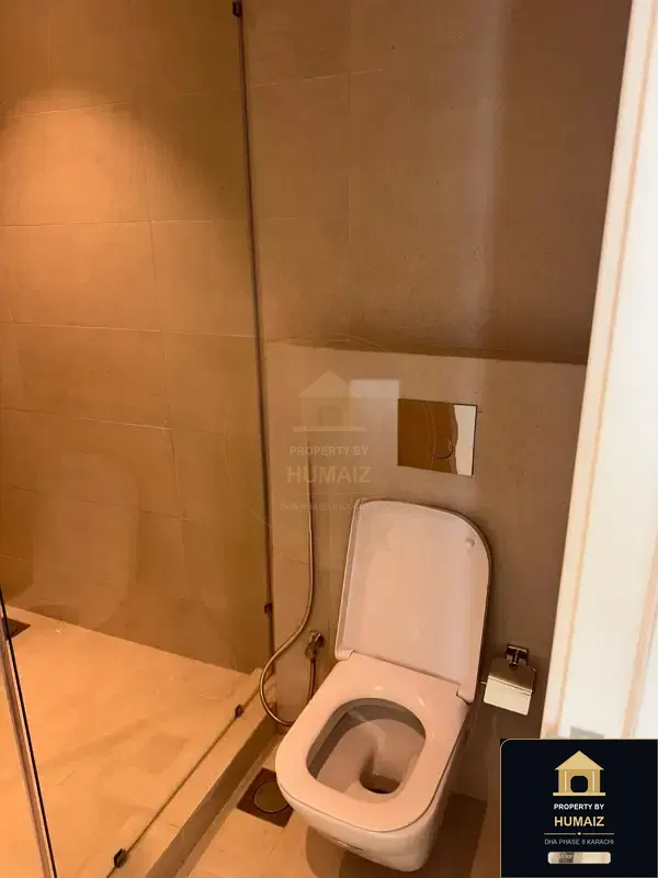 3-Bedroom Luxury Apartment (Sea Facing, 5 Bath, Suite 19) at The Views For Sale in DHA Phase 8 Karachi — Photograph 21