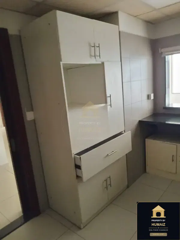 4-Bedroom Luxury Apartment (Sea Facing, 6 Bath, Suite 2) at Reef Towers For Rent in DHA Phase 8 Karachi — Photograph 24