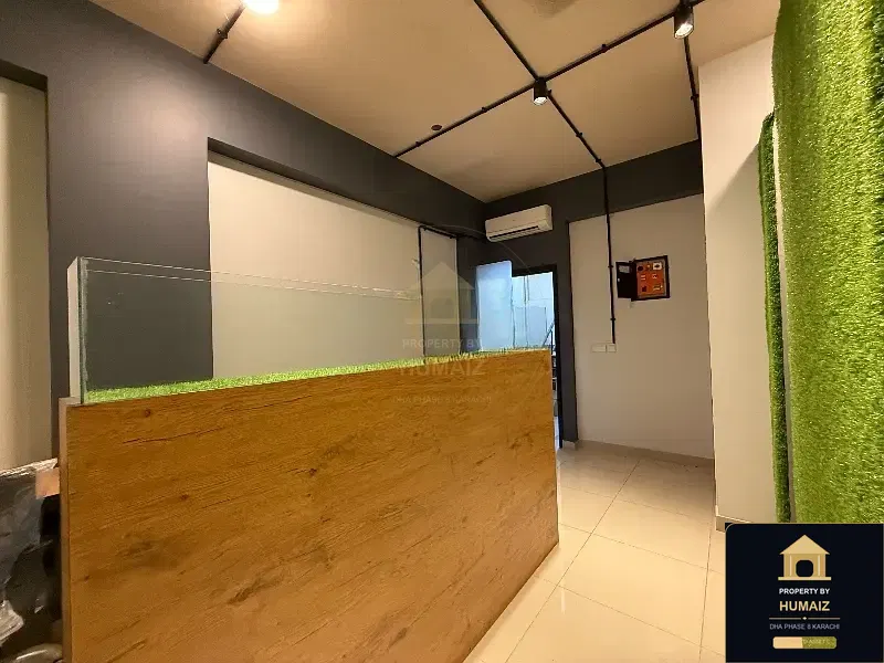 50 Sq. Yd. Corporate Office Space on Zulfiqar Commercial For Rent in DHA Phase 8 Karachi — Photograph 6