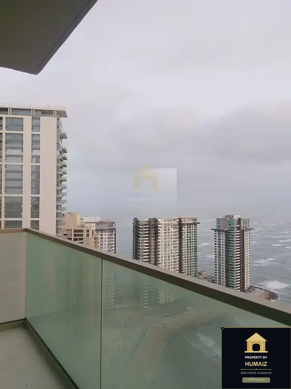 3-Bedroom Luxury Apartment (Sea Facing, 3 Bath, Suite 61) at The Views For Sale in DHA Phase 8 Karachi — Photograph 12