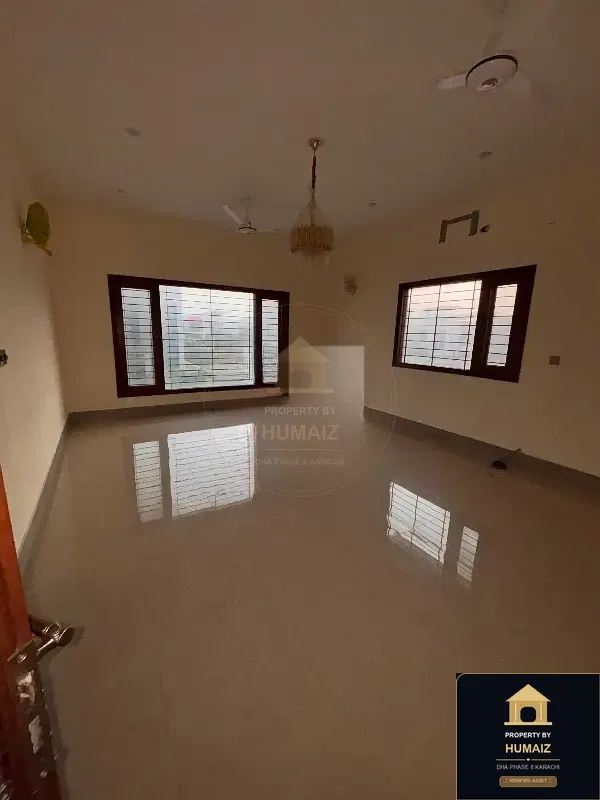 4-Bedroom Upper/Lower Portion (Brand New, 4 Bath, Unit 6) in DHA Phase 8 For Rent in DHA Phase 8 Karachi — Photograph 12