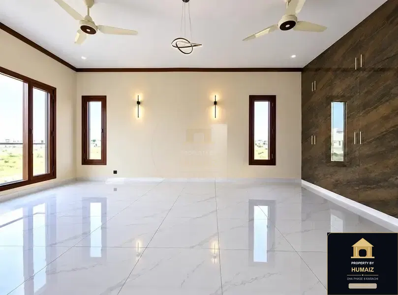 500 Sq. Yd. Architectural Villa (West Open, 5 Bath, Residence 11) in DHA Phase 8 For Sale in DHA Phase 8 Karachi — Photograph 4