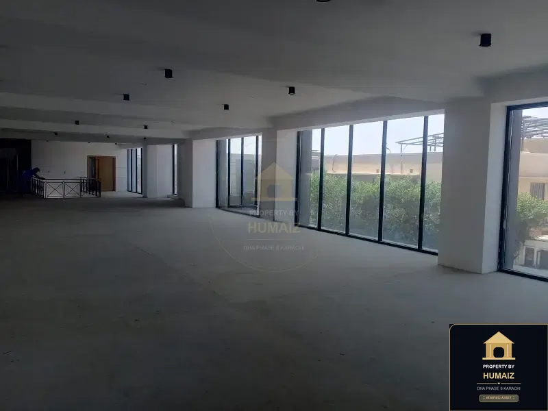 300 Sq. Yd. Corporate Office Space on Al-Murtaza Commercial For Rent in DHA Phase 8 Karachi — Photograph 8