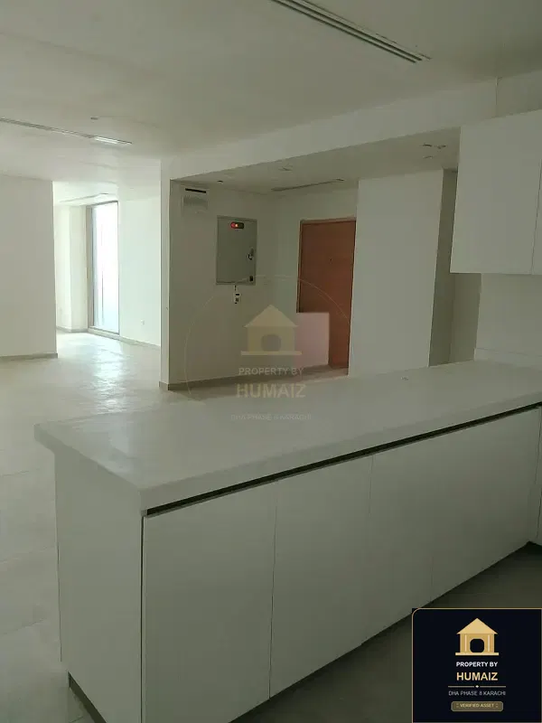 3-Bedroom Luxury Apartment (Sea Facing, 5 Bath, Suite 36) at The Views For Rent in DHA Phase 8 Karachi — Photograph 21