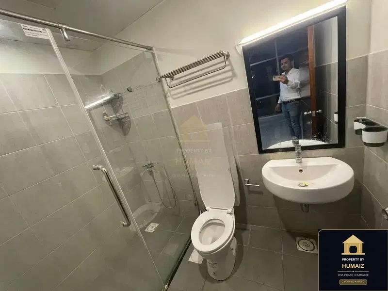 4-Bedroom Luxury Apartment (West Open, 6 Bath, Suite 2) at Reef Towers For Sale in DHA Phase 8 Karachi — Photograph 4