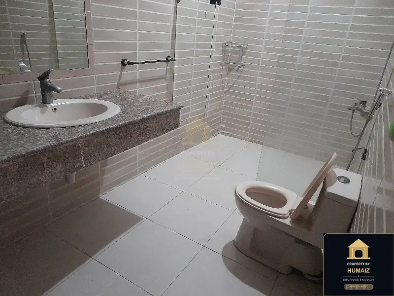 3-Bedroom Upper/Lower Portion (4 Bath, Unit 4) in Zone A For Rent in DHA Phase 8 Karachi — Photograph 8