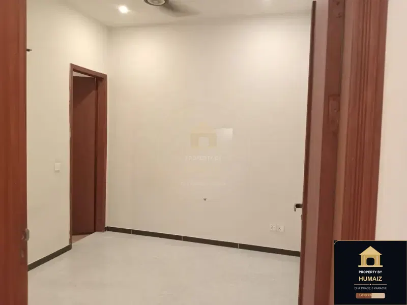 2-Bedroom Upper/Lower Portion (Basement, 2 Bath, Unit 9) in DHA Phase 8 For Rent in DHA Phase 8 Karachi — Photograph 4