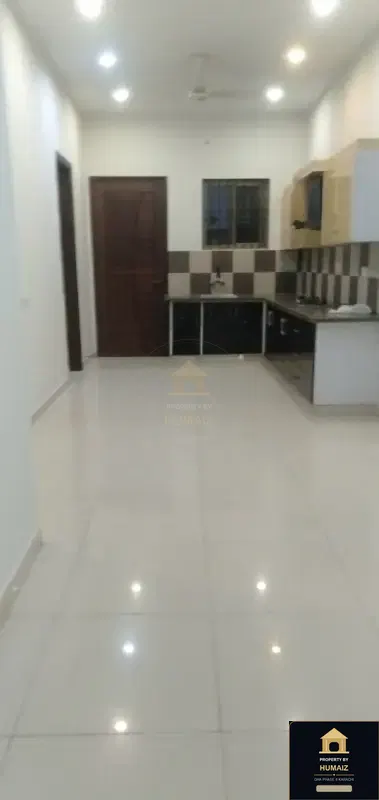 3-Bedroom Upper/Lower Portion (4 Bath, Unit 47) in DHA Phase 8 For Rent in DHA Phase 8 Karachi — Photograph 3
