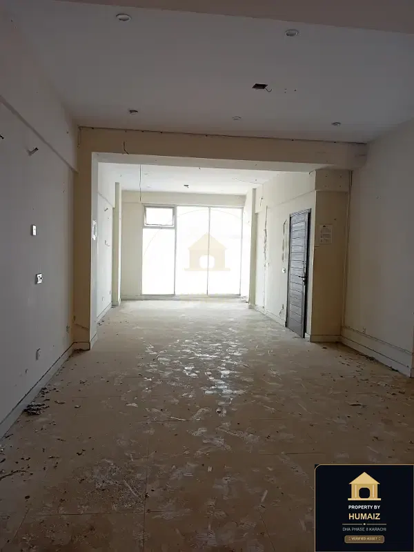100 Sq. Yd. Corporate Office Space (1 Bath, Unit 5) in DHA Phase 8 For Rent in DHA Phase 8 Karachi — Photograph 2