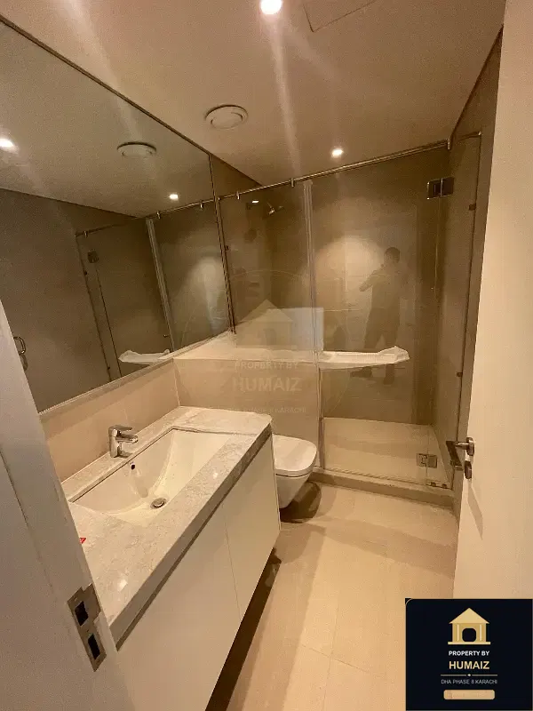 3-Bedroom Luxury Apartment (Private Pool, 5 Bath, Suite 16) at The Views For Sale in DHA Phase 8 Karachi — Photograph 15