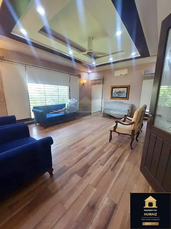 500 Sq. Yd. 5-Bedroom Luxury Villa on Khayaban-e-Tipu Sultan For Sale in DHA Phase 8 Karachi — Photograph 8