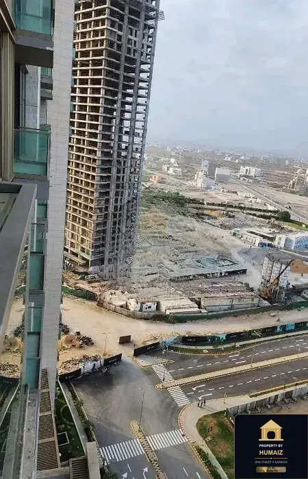 3-Bedroom Luxury Apartment (Sea Facing, 5 Bath, Suite 6) at The Views For Rent in DHA Phase 8 Karachi — Photograph 4