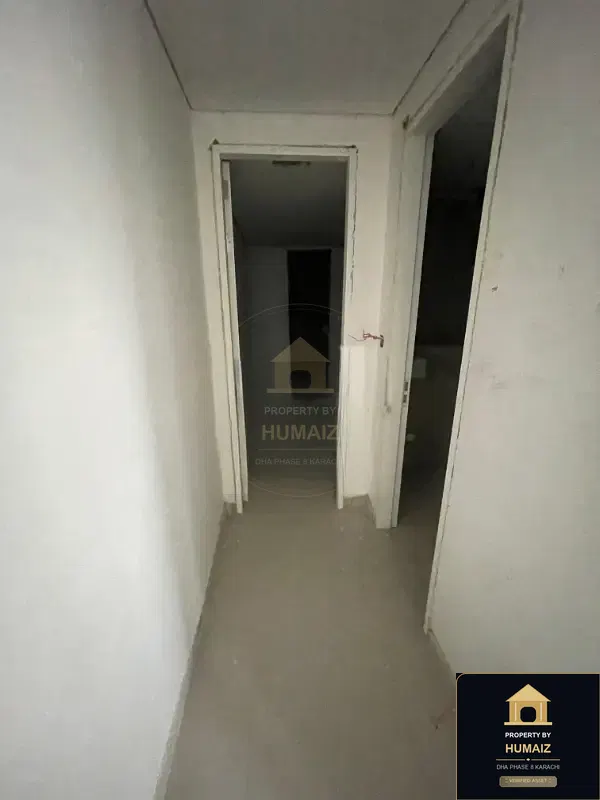 3-Bedroom Luxury Apartment (Boulevard Facing, 5 Bath, Suite 2) at Reef Towers For Sale in DHA Phase 8 Karachi — Photograph 21