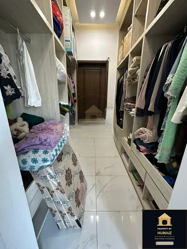 500 Sq. Yd. 6-Bedroom Luxury Villa (Private Pool, 7 Bath, Residence 5) in DHA Phase 8 For Sale in DHA Phase 8 Karachi — Photograph 4