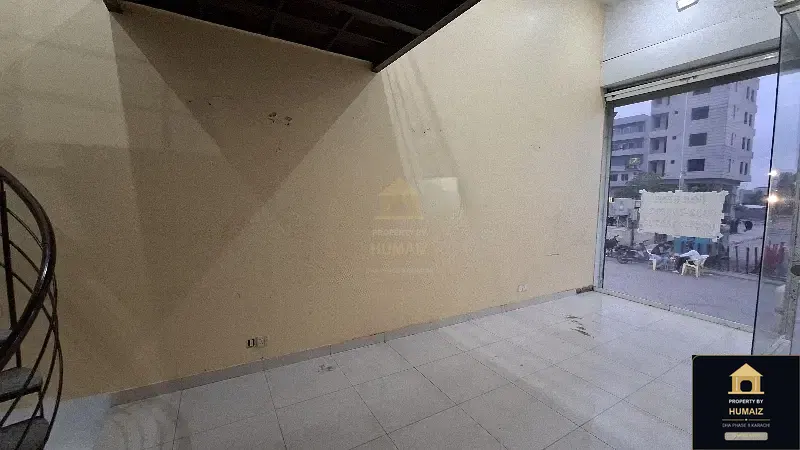 44 Sq. Yd. Commercial Retail Shop on Zulfiqar Commercial For Rent in DHA Phase 8 Karachi — Photograph 3
