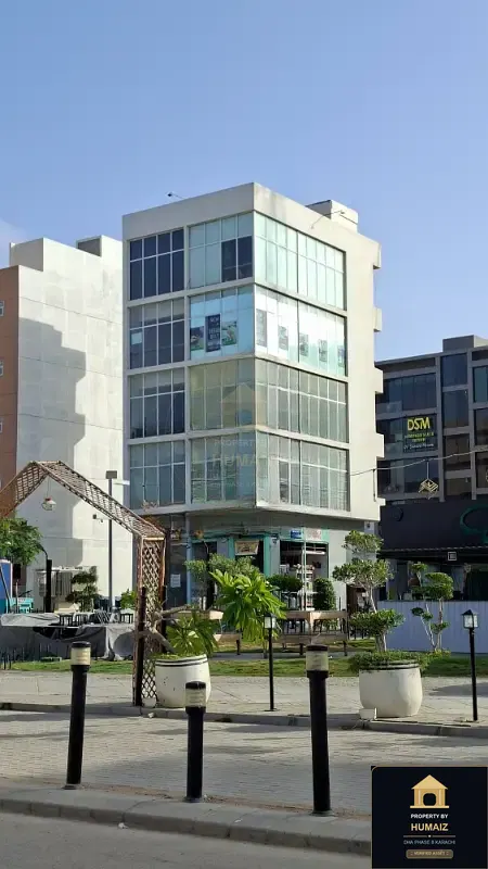 133 Sq. Yd. Corporate Office Space on Zulfiqar Commercial For Rent in DHA Phase 8 Karachi — Photograph 5