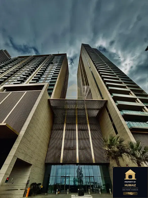 Luxury Penthouse Suite (Sea Facing, Suite 2) at The Views For Sale in DHA Phase 8 Karachi — Photograph 2