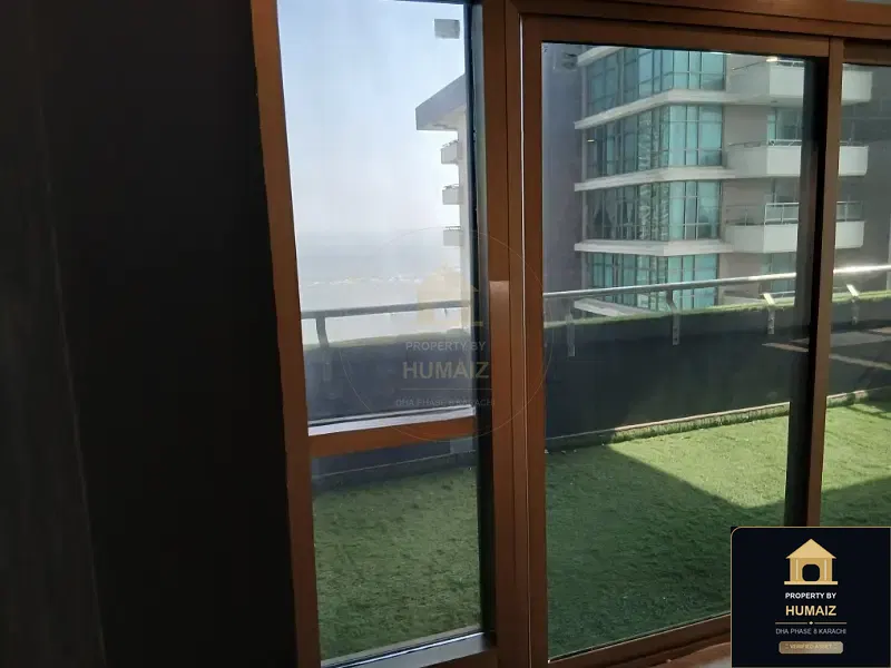 3-Bedroom Luxury Apartment (Sea Facing, 5 Bath, Suite 28) at Pearl Towers For Sale in DHA Phase 8 Karachi — Photograph 47