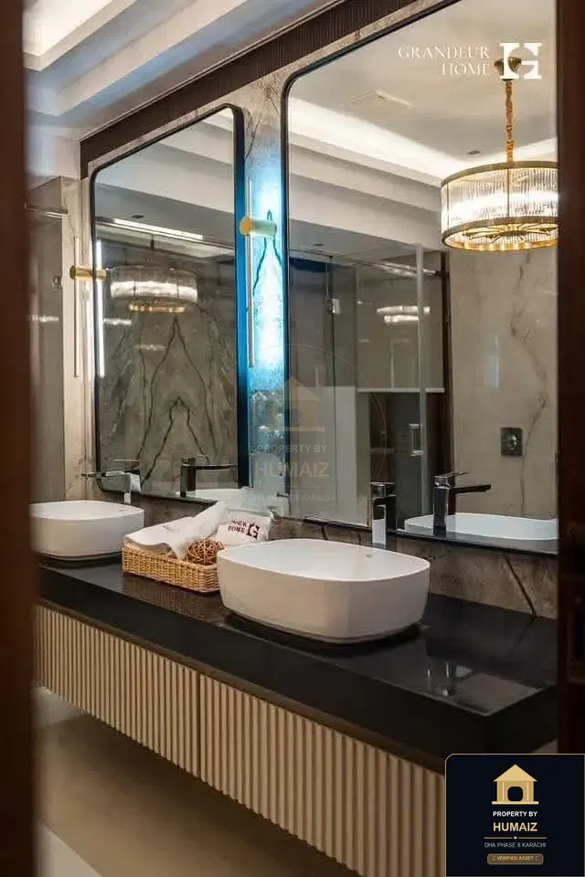 1,000 Sq. Yd. 6-Bedroom Luxury Villa (Private Pool, 6 Bath, Residence 21) in DHA Phase 8 For Sale in DHA Phase 8 Karachi — Photograph 12