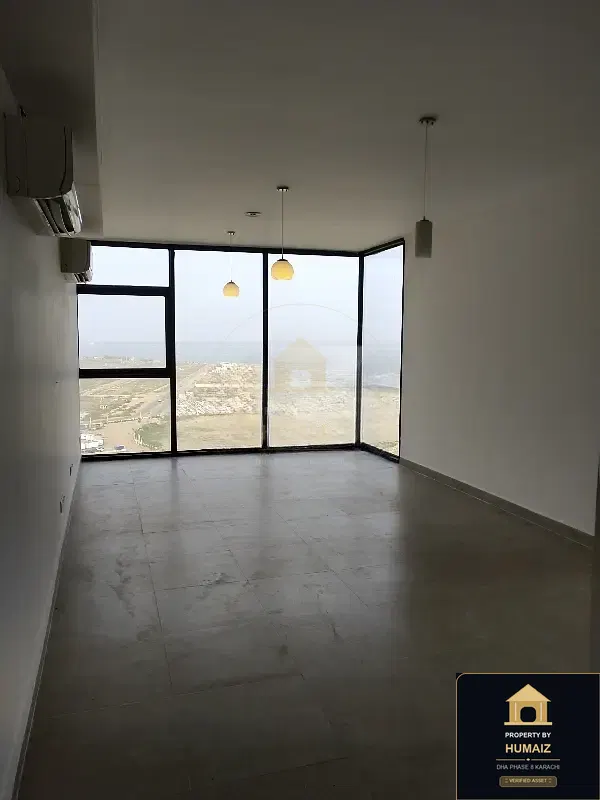 3-Bedroom Luxury Apartment (Sea Facing, 4 Bath, Suite 1) at Emaar Oceanfront For Rent in DHA Phase 8 Karachi — Photograph 7
