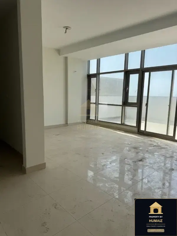 Luxury Penthouse Suite at Emaar Oceanfront For Sale in DHA Phase 8 Karachi — Photograph 17