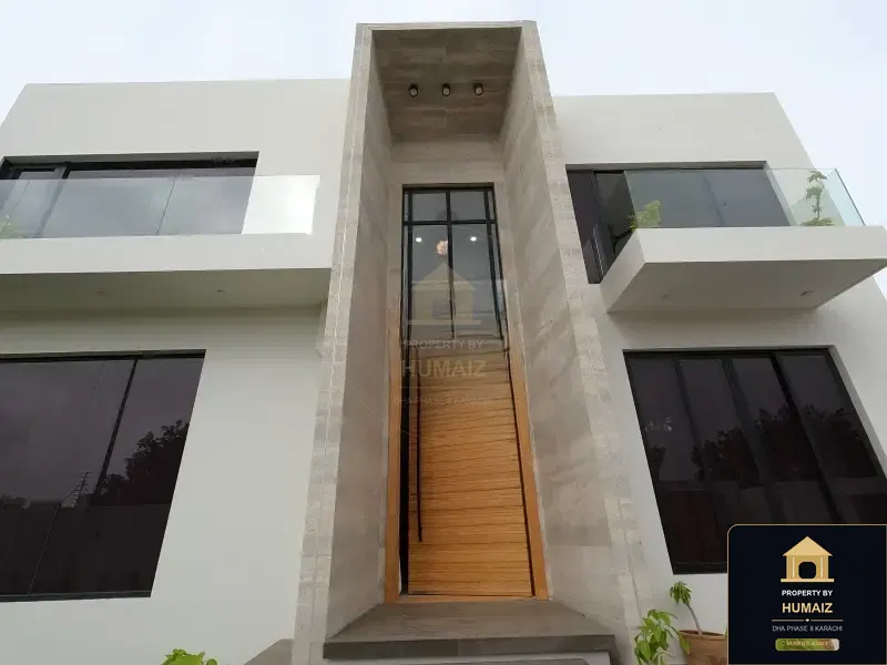 1,000 Sq. Yd. 11-Bedroom Luxury Villa in Zone A For Sale in DHA Phase 8 Karachi — Photograph 3