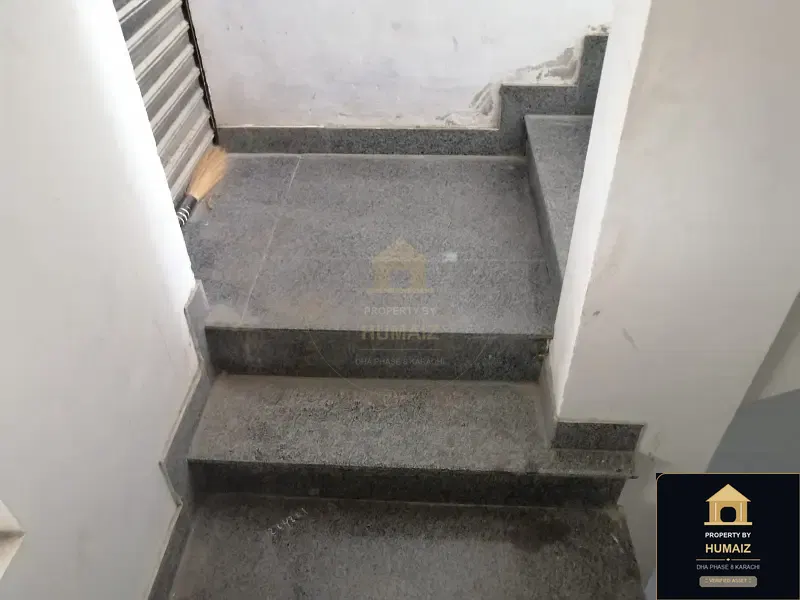 46 Sq. Yd. Commercial Retail Shop on Zulfiqar Commercial For Sale in DHA Phase 8 Karachi — Photograph 17