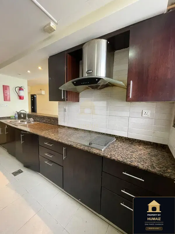3-Bedroom Luxury Apartment (Sea Facing, 5 Bath, Suite 15) at Coral Towers For Sale in DHA Phase 8 Karachi — Photograph 6