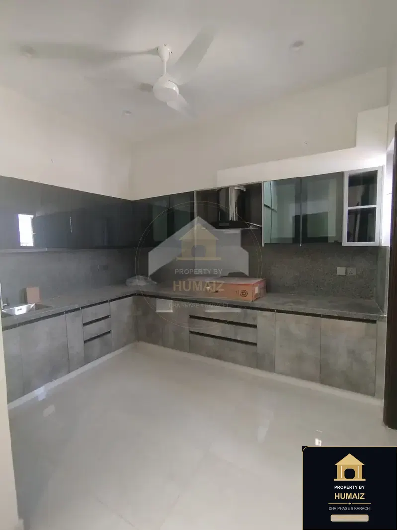 3-Bedroom Upper/Lower Portion (4 Bath, Unit 103) in DHA Phase 8 For Rent in DHA Phase 8 Karachi — Photograph 7