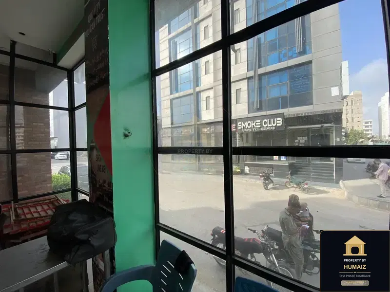200 Sq. Yd. Commercial Retail Shop (Boulevard Facing, Unit 5) on Zulfiqar Commercial For Rent in DHA Phase 8 Karachi — Photograph 3