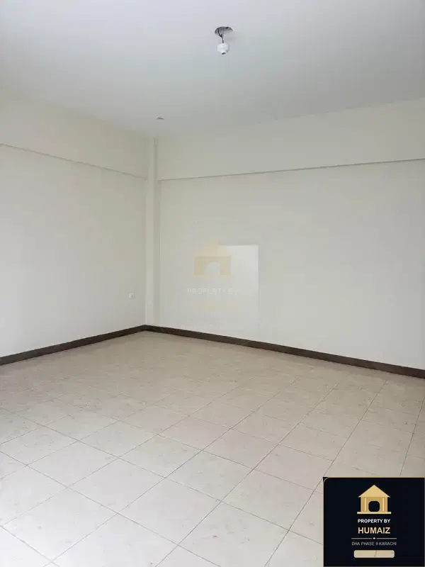 3-Bedroom Luxury Apartment (Sea Facing, 5 Bath, Suite 32) at Panorama For Sale in DHA Phase 8 Karachi — Photograph 2