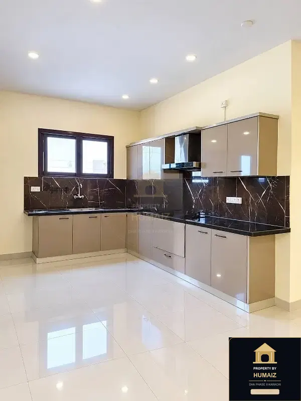 3-Bedroom Upper/Lower Portion (3 Bath, Unit 100) in DHA Phase 8 For Rent in DHA Phase 8 Karachi — Photograph 3