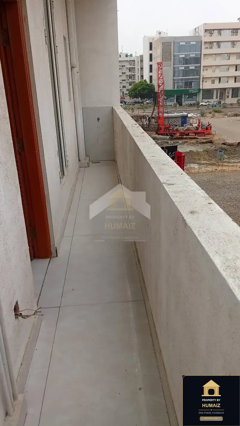 3-Bedroom Luxury Apartment (Brand New, 3 Bath, Suite 12) in DHA Phase 8 For Sale in DHA Phase 8 Karachi — Photograph 6