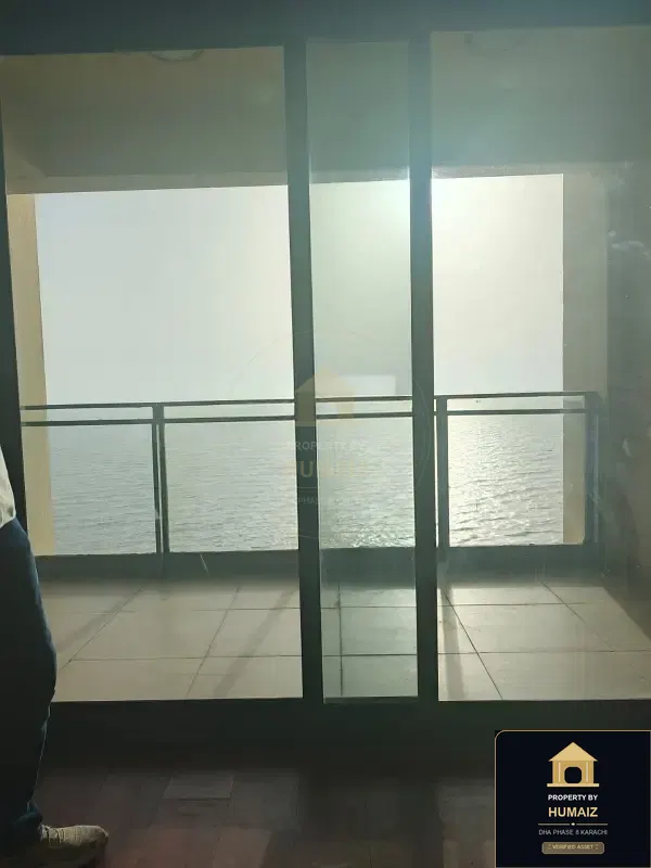 4-Bedroom Luxury Apartment (Sea Facing, 6 Bath, Suite 10) at Coral Towers For Sale in DHA Phase 8 Karachi — Photograph 7