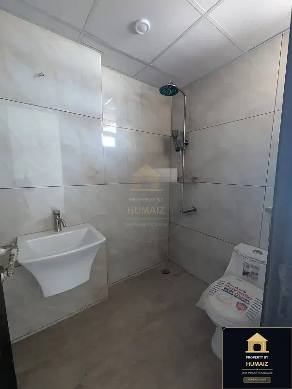 3-Bedroom Luxury Apartment (Brand New, 4 Bath, Suite 20) on Al-Murtaza Commercial For Sale in DHA Phase 8 Karachi — Photograph 8
