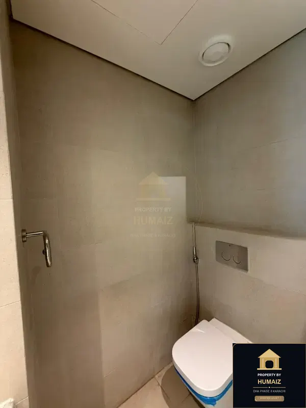 2-Bedroom Luxury Apartment (Sea Facing, 3 Bath, Suite 7) at The Views For Rent in DHA Phase 8 Karachi — Photograph 37