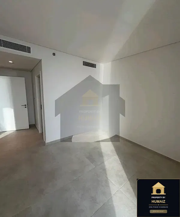 3-Bedroom Luxury Apartment (Sea Facing, 5 Bath, Suite 30) at Pearl Towers For Rent in DHA Phase 8 Karachi — Photograph 6