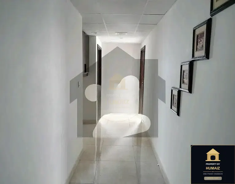 4-Bedroom Luxury Apartment (Sea Facing, 6 Bath, Suite 12) at Pearl Towers For Sale in DHA Phase 8 Karachi — Photograph 5