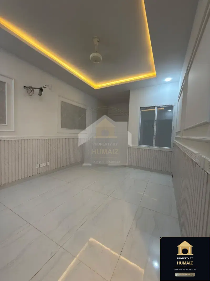 100 Sq. Yd. 5-Bedroom Luxury Villa (West Open, 4 Bath, Residence 3) in DHA Phase 8 For Sale in DHA Phase 8 Karachi — Photograph 4