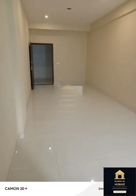44 Sq. Yd. Corporate Office Space on Al-Murtaza Commercial For Sale in DHA Phase 8 Karachi — Photograph 3