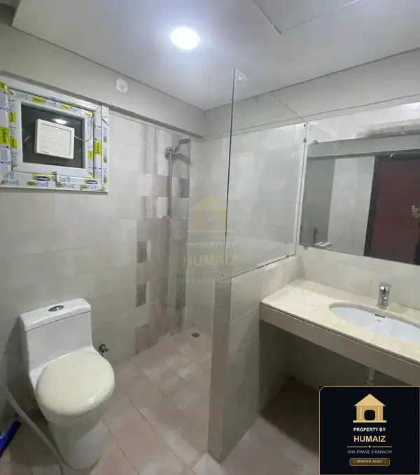 2-Bedroom Luxury Apartment (3 Bath, Suite 2) at Pearl Towers For Rent in DHA Phase 8 Karachi — Photograph 3