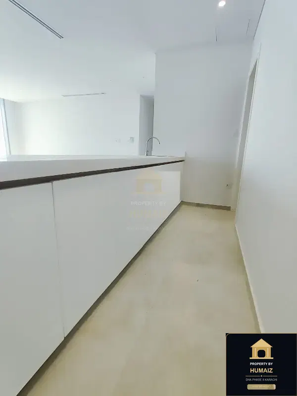 3-Bedroom Luxury Apartment (Sea Facing, 5 Bath, Suite 7) at Emaar Oceanfront For Rent in DHA Phase 8 Karachi — Photograph 9