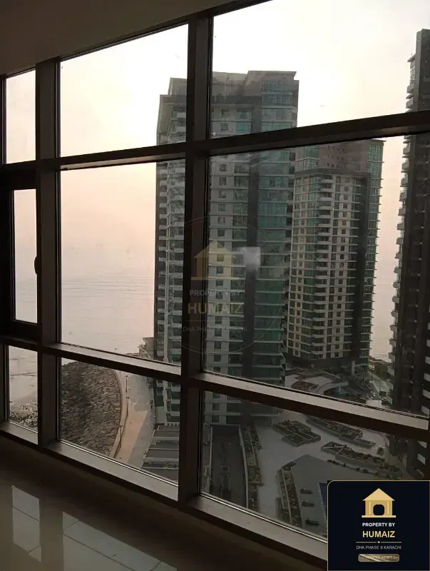 3-Bedroom Luxury Apartment (Sea Facing, 5 Bath, Suite 26) at The Views For Sale in DHA Phase 8 Karachi — Photograph 8
