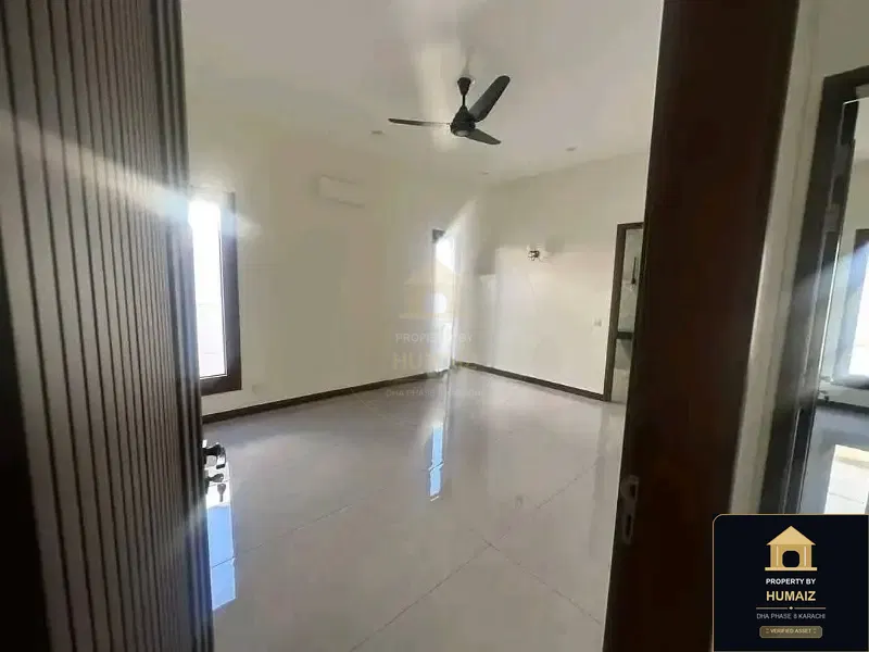 3-Bedroom Upper/Lower Portion (Brand New, 3 Bath, Unit 27) in DHA Phase 8 For Rent in DHA Phase 8 Karachi — Photograph 2